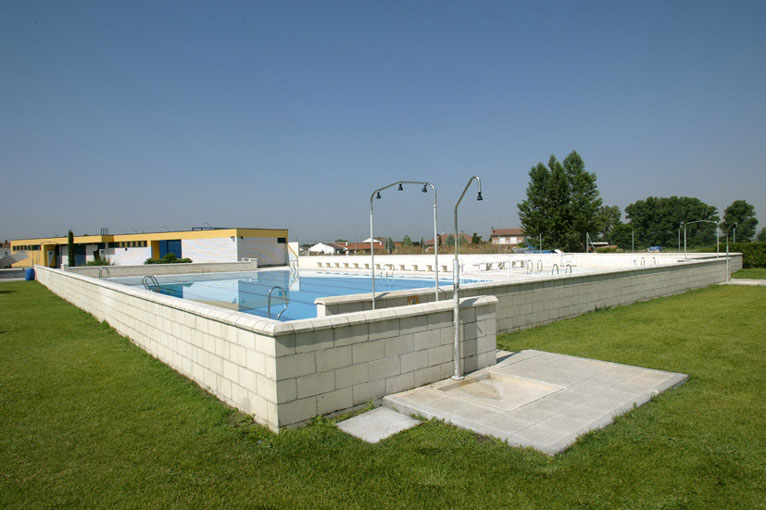 Foto de Piscina de Verano de Puente Duero