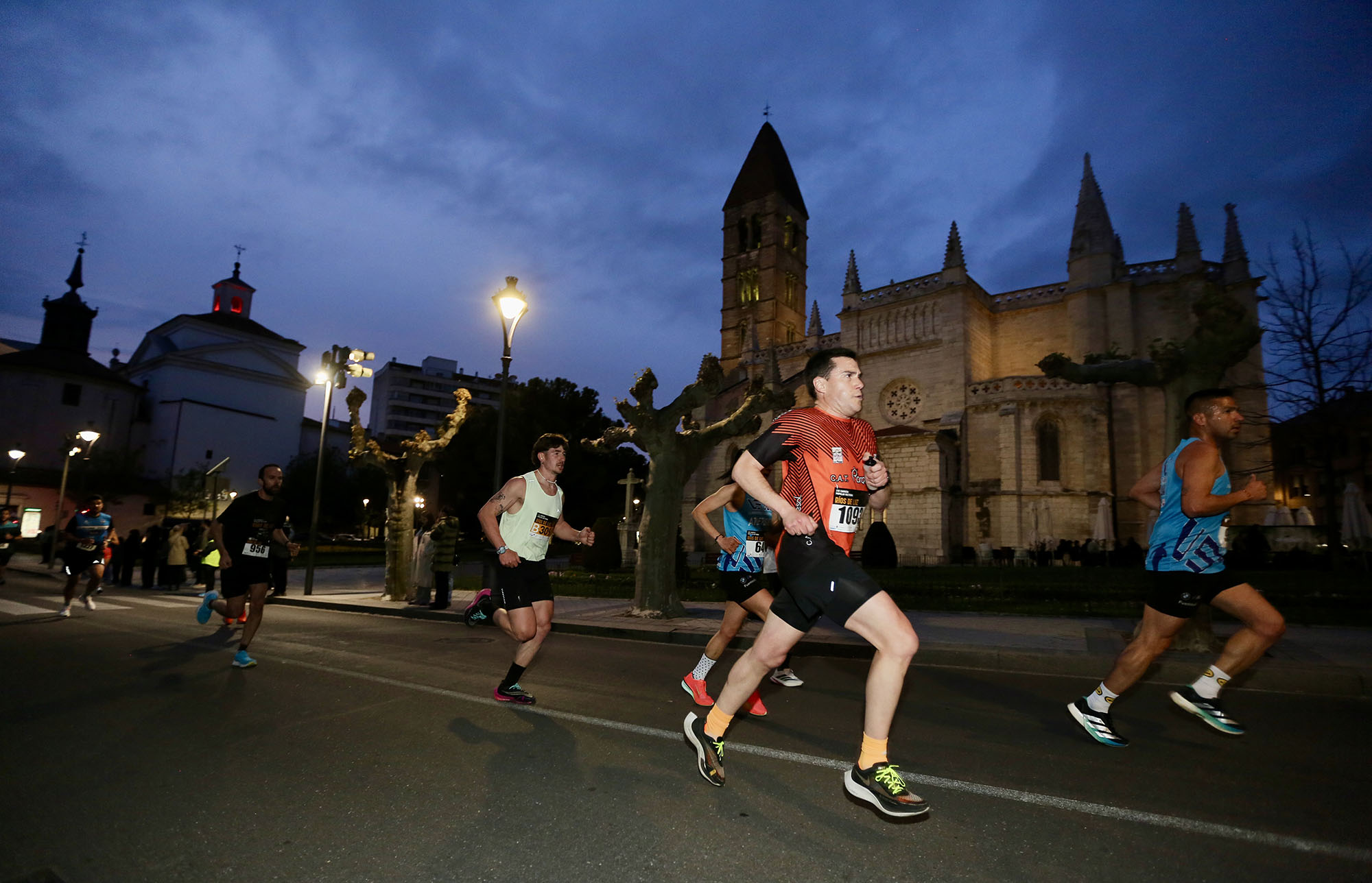Foto del evento XIII Carrera Popular Nocturna Ríos de Luz