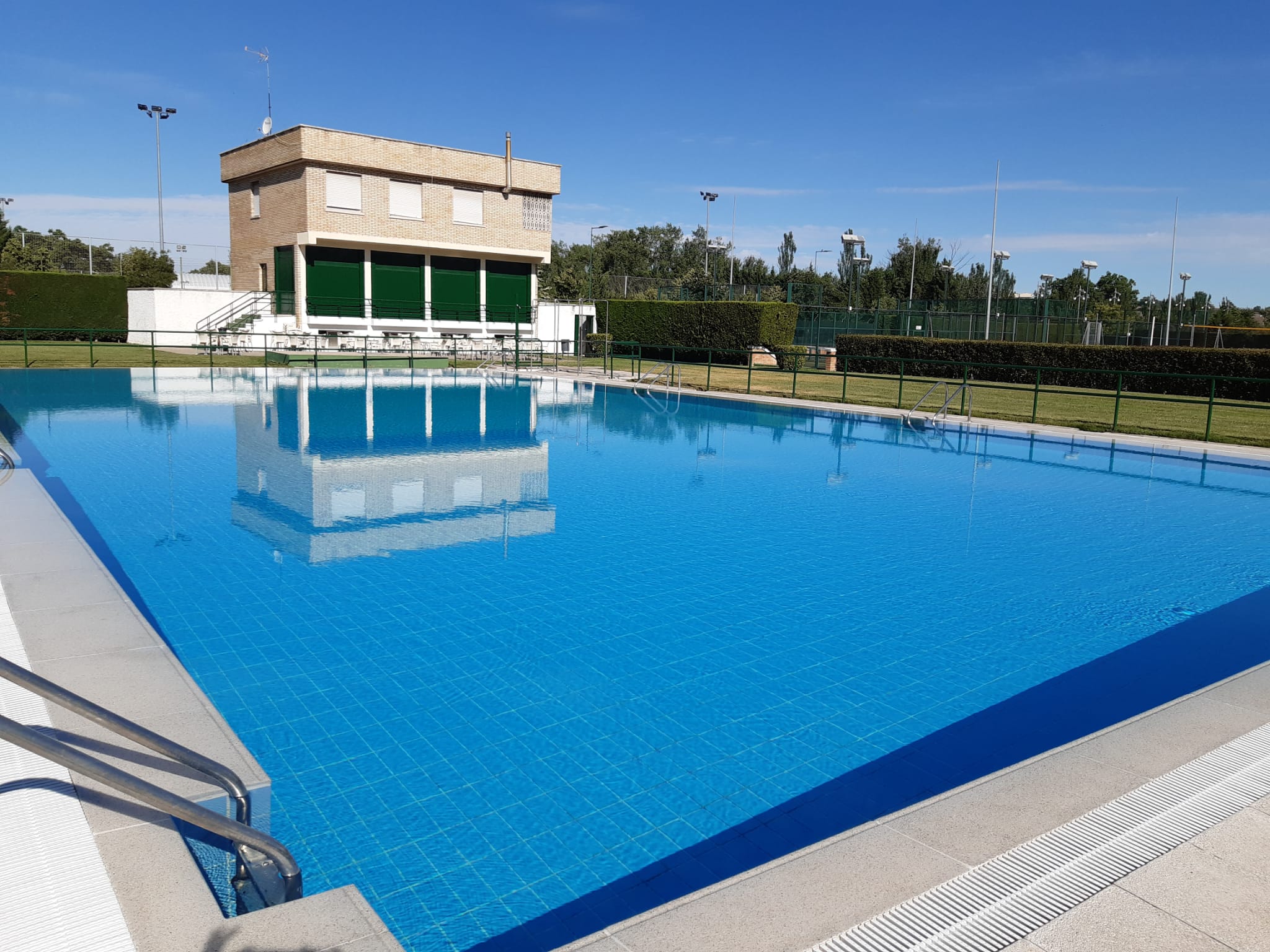 Foto que ilustra la noticia Piscinas de Verano 2024