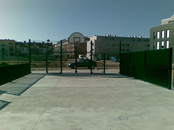 Foto de Pista Polideportiva Pza de las Villas